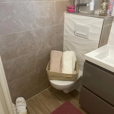 Apartamento Seyana - Agreable Avec Jardin Et Grande Veranda - Proche *
